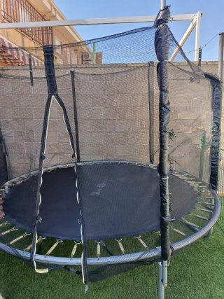 Cama elástica infantil con red de seguridad