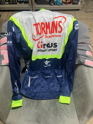 Conjunto Ciclismo Santic Wanty