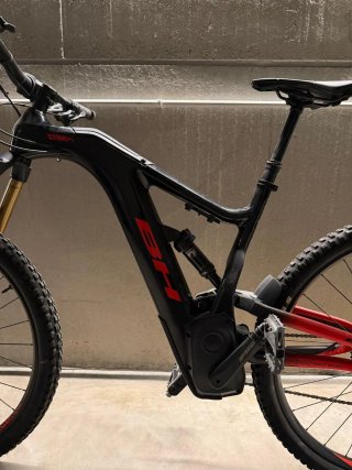 Bicicleta Eléctrica Montaña BH