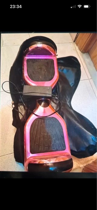 Patinete Eléctrico Rosa con Cargador