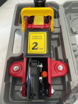 Cric Idraulico 2 T con Valigetta
