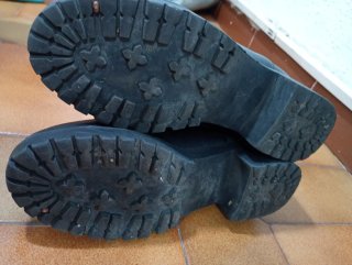 Botines negros talla 37