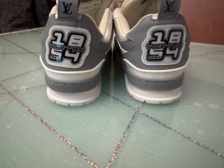 Scarpe Louis Vuitton Grigio Bianco