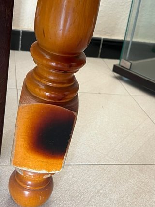 Mesa de camilla con tarima y cristal