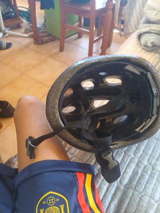 Casco de bicicleta ajustable