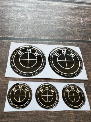 5 EMBLEMAS BMW LOGO NEGRO CARENADO DEPOSITO MOTO