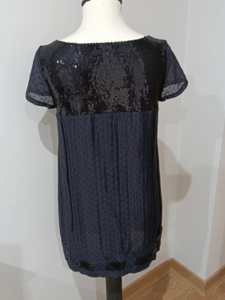 Vestido negro lentejuelas y lunares