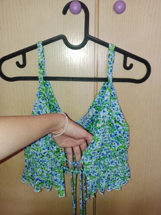 Top INSIDE flores verde XS