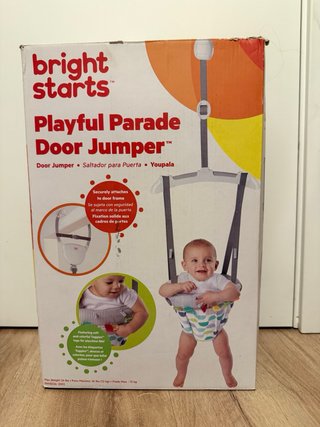 Saltador Puerta Bebé Bright Starts