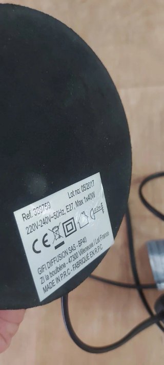 Lámpara de mesa Ikea