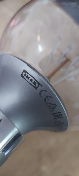 Lámpara de mesa Ikea