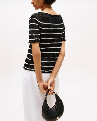 Bolso Tommy Hilfiger de piel negro y dorado