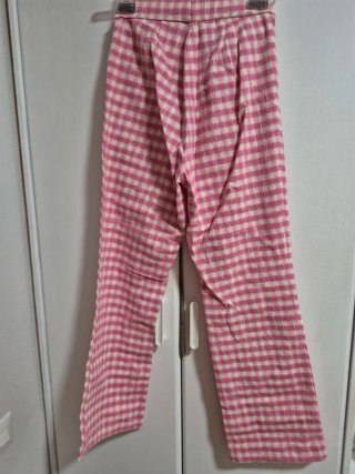 Pantalón cuadros Zara rosa y blanco