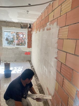 Todo tipo de trabajos de Albañilería.