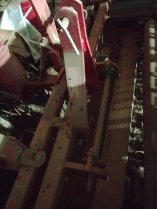 Máquina sembradora de maíz