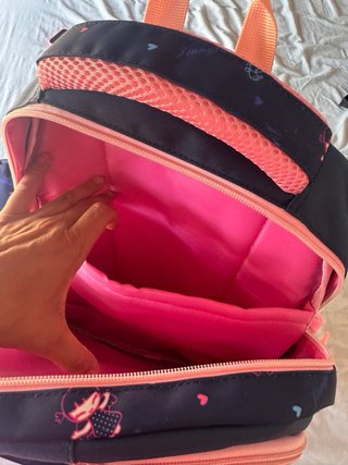 Mochila escolar azul con estampado