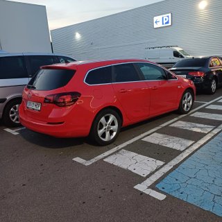 Opel Astra 2011