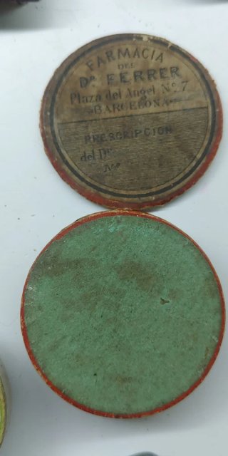 Lotto di 7 Scatole di Farmacia Antiche