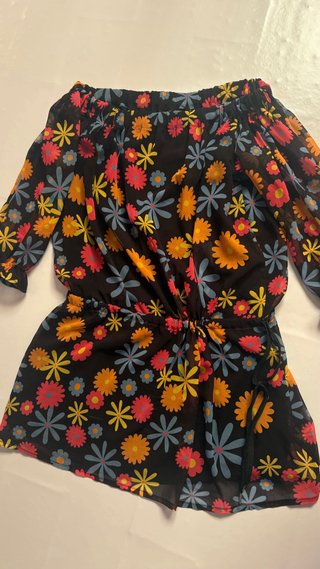 Vestido Denny Rose floral off-shoulder