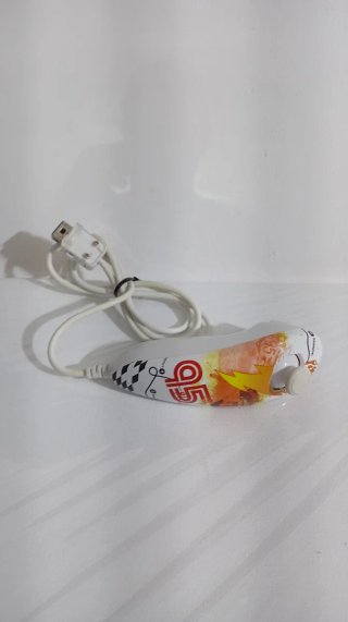 Nunchuk Wii Cars Disney Pixar (95 Saetta)
