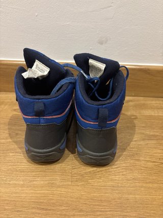 Botas de montaña Quechua niños azul.