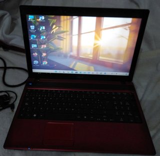 Portátil Acer 5336 Rojo 160GB - 4GB RAM