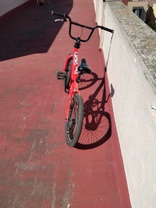 Bicicleta BMX B-PRO Roja