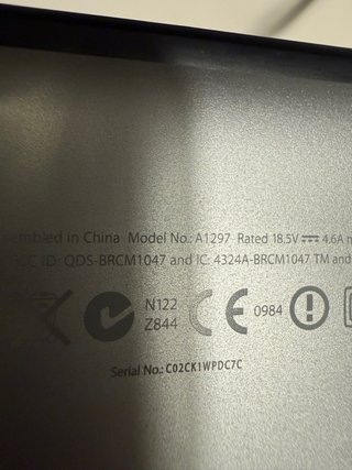 MacBook Pro 17 2010 i7 8GB RAM Argento A1297