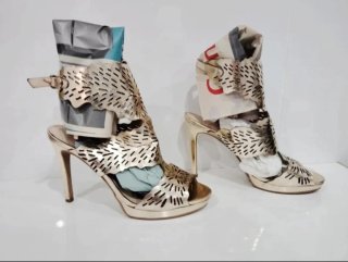 Sandalias doradas tacón alto talla 38