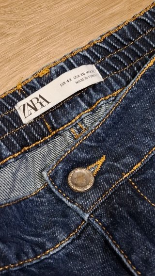 Pantalones vaqueros Zara