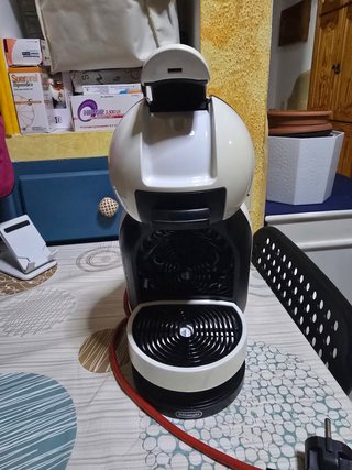 Cafetera Nescafé Dolce Gusto. Mini Me 2 De’longhi