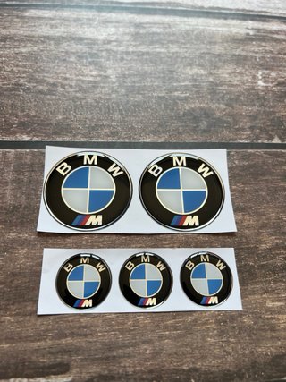 EMBLEMAS ADHESIVOS GEL 3D BMW M LOGO CARENADO MOTO