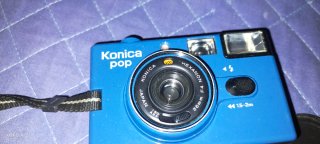 Macchina fotografica Konica Pop rullino