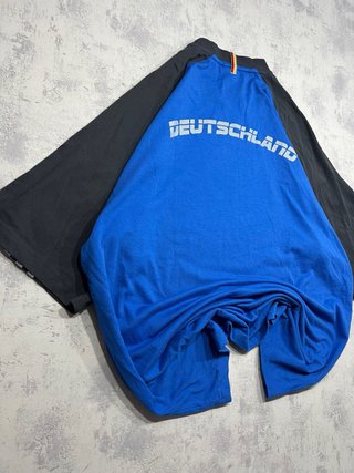 Camiseta Adidas Azul y Negra deutchland