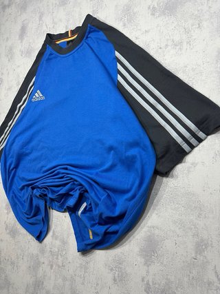 Camiseta Adidas Azul y Negra deutchland