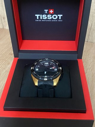 Reloj Tissot Negro y Dorado