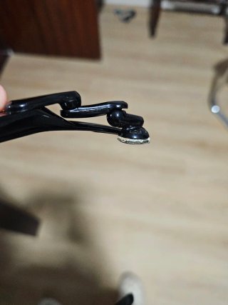 Thump 2 Oakley Polished Black/Red Original.