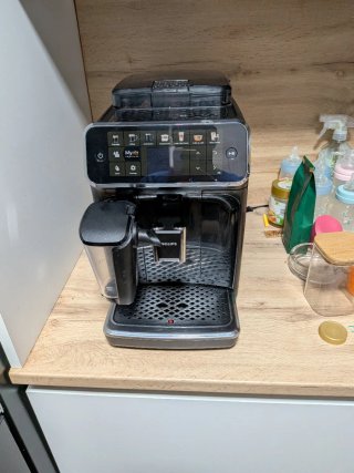 Cafetera Philips Super Automática 5400