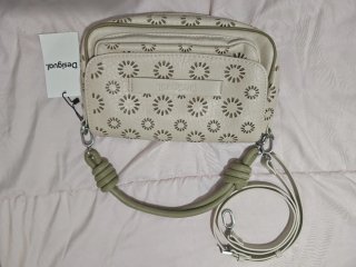 Bolso Desigual troquelado