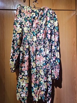 Vestido Springfield floral talla M