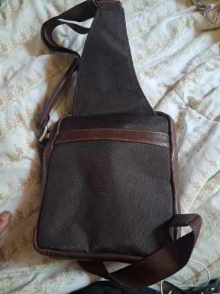 Bolso bandolera de piel marrón