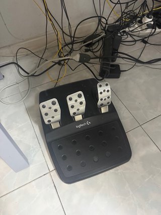 Logitech G29 con cambio manuale