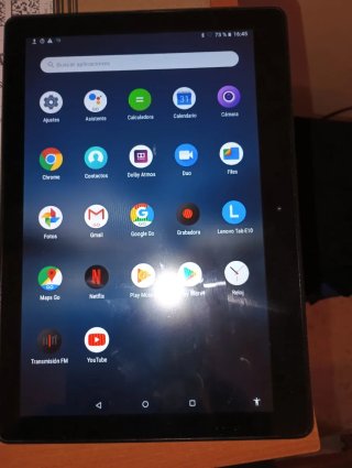 Tableta Lenovo 10.1 Negra y gris cambio por altavo