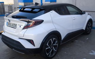Toyota C-HR 1.8 125H Dynamic Plus