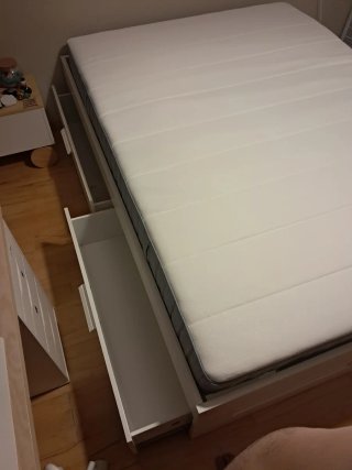 Cama 140x200 con cajones. Incluye colchón.
