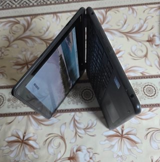 Ordenador portátil Dell pantalla táctil