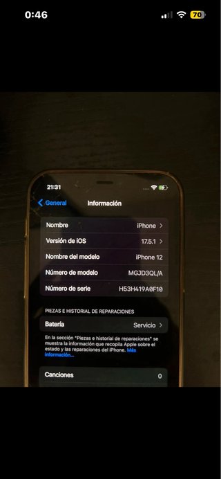 iPhone 12 Rojo + 2 Fundas Y2K