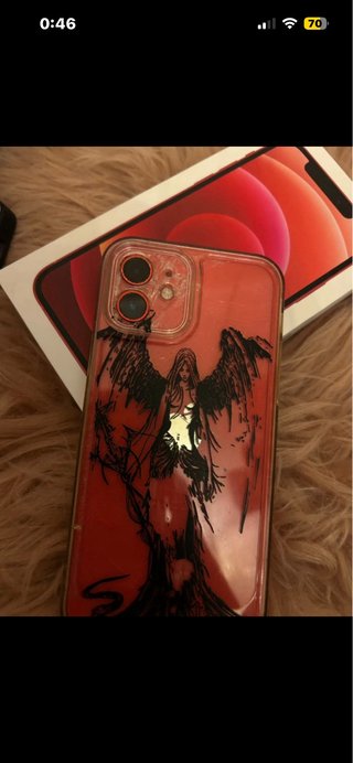 iPhone 12 Rojo + 2 Fundas Y2K