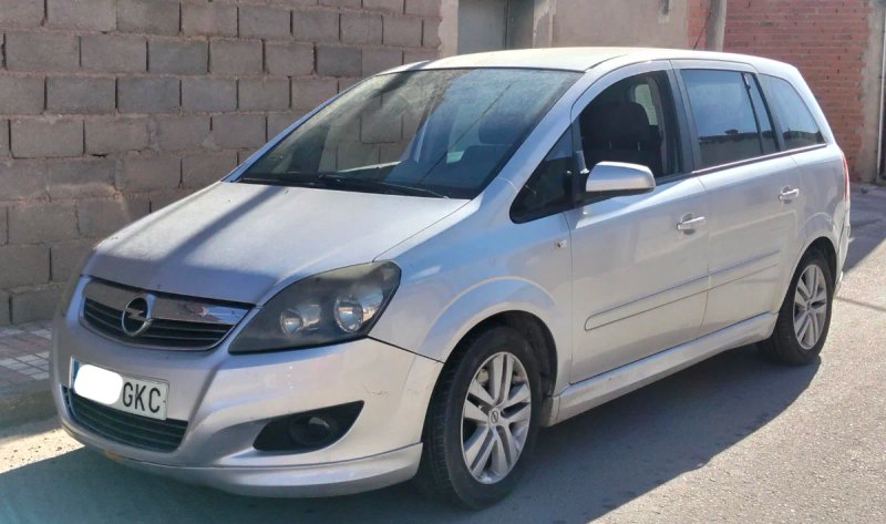 Opel Zafira 2009 - foto 1