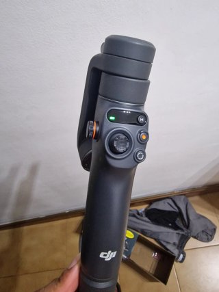 DJI OM 6 Gimbal para móvil